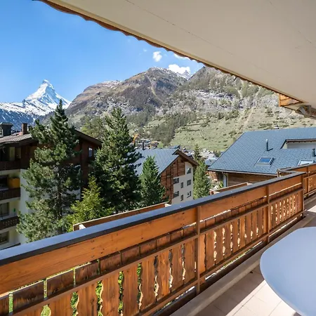 Luxus Familiendomizil Mit Matterhornsicht By Inspiring Places زيرمات