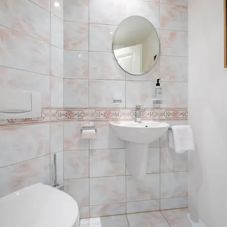 Luxus Familiendomizil Mit Matterhornsicht By Inspiring Places شقة *